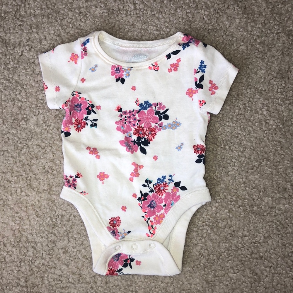 Floral Onesis